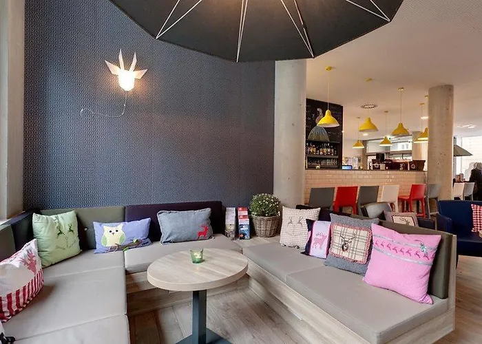 Meininger Downtown Franz Hotel 3*