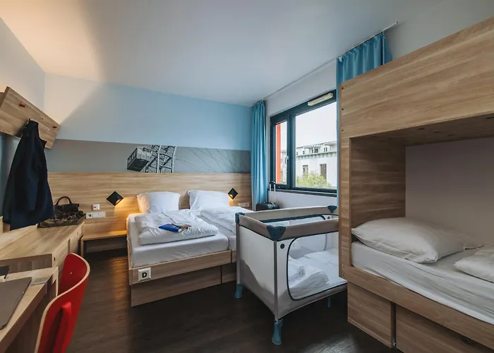 Hotel Meininger Downtown Franz