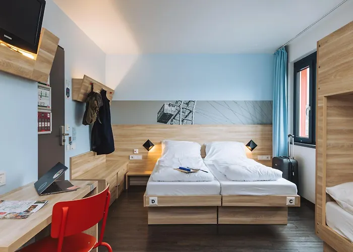 Hotel Meininger Downtown Franz