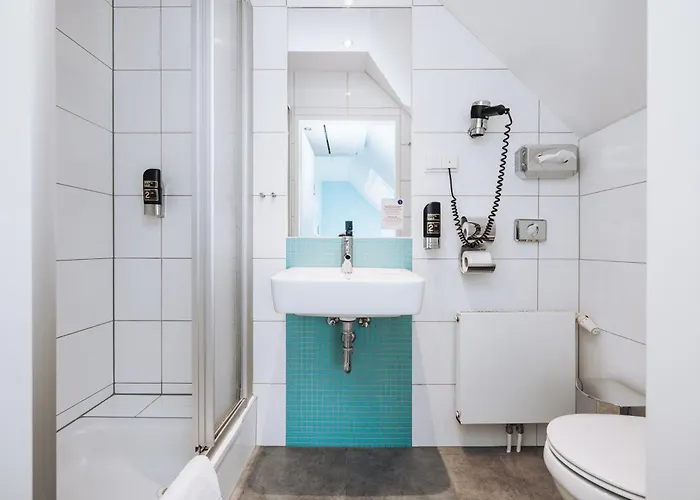 Hotel Meininger Downtown Franz